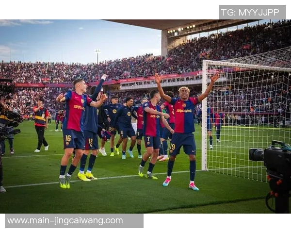 世体曝巴萨最新计划:诺坎普1C阶段年底前争取许可,未来可容6.2万人