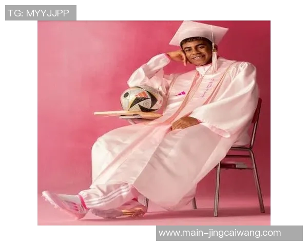 马卡：39岁亚马尔父亲疑似与23岁女友订婚，她仅比亚马尔大5岁