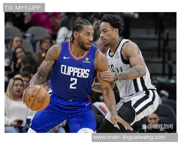 雷霆抢七战胜步行者,捧起总冠军奖杯的荣耀时刻 雷霆抢七战胜步行者,捧起总冠军奖杯的荣耀时刻